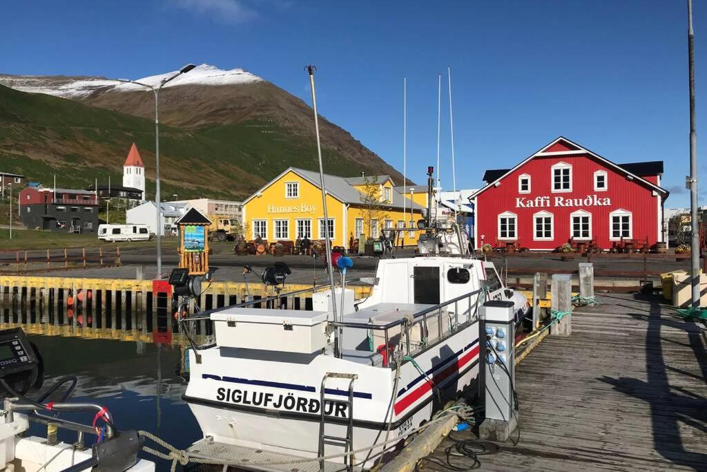 House With A Warm Soul In North Iceland Siglufjordur Экстерьер фото